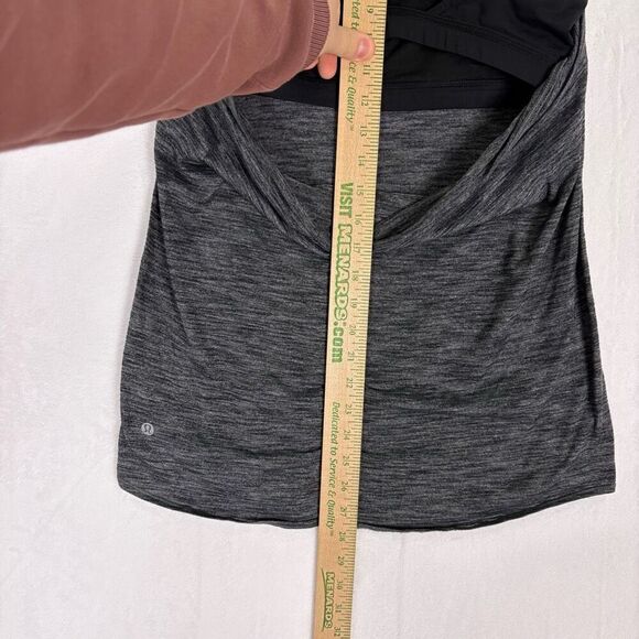 Lululemon Heathered Grey with Black Strappy Back Sports Bra Built In Size 8 - Picture 9 of 10